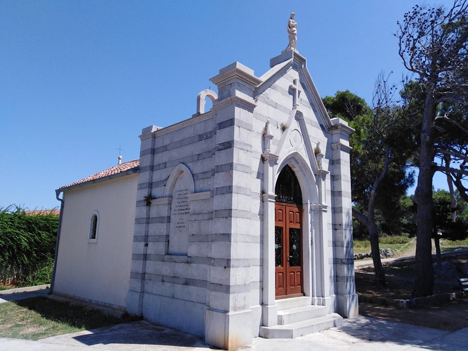 Crkvica Navještenja B. D. Marije - Veli Lošinj