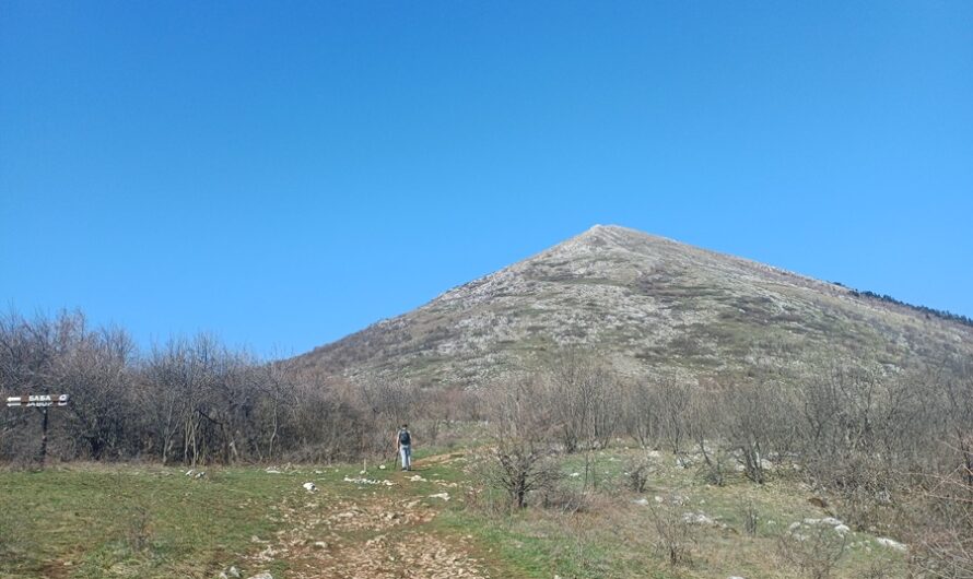 Naš uspon na Rtanj: vetar, sunce i nezaboravni pogledi